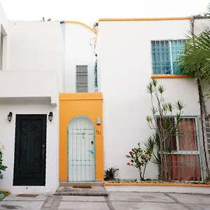 https://lovely-house-near-the-beach.allrivieramayahotels.com