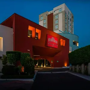 Hotel Puente Real